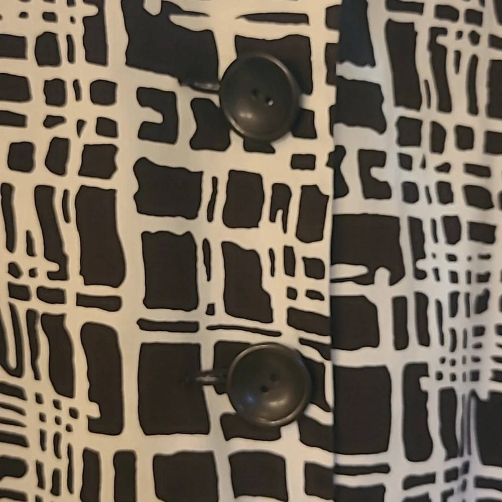 Blazer - Picture 2 of 4